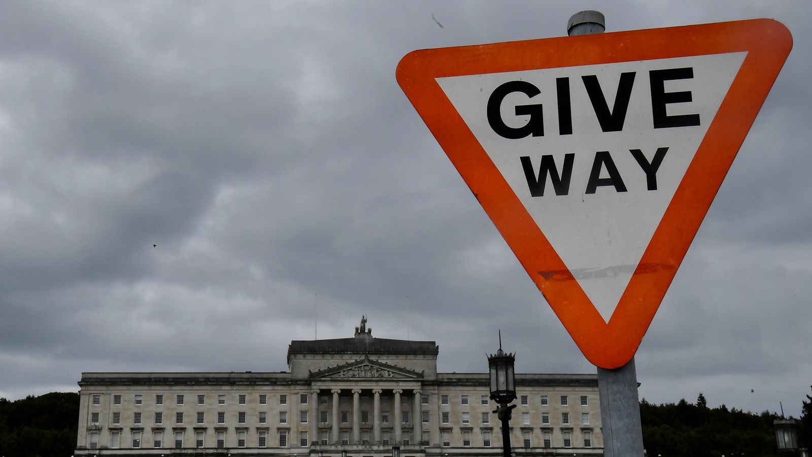 Northern Ireland set for pre-Christmas Assembly election as deadline passes