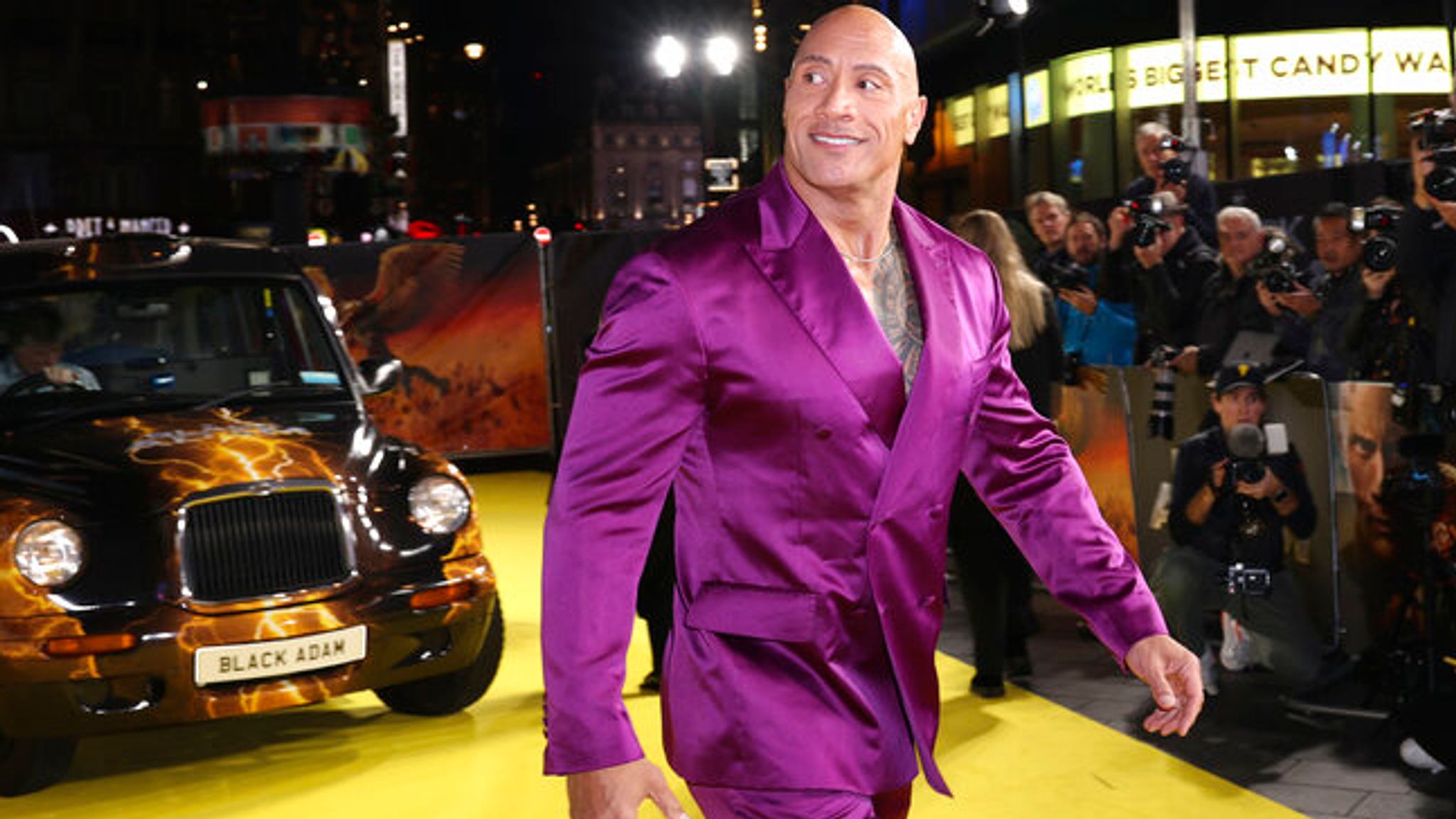 Black Adam' Premiere: Photos Of Dwayne Johnson & More – Hollywood Life