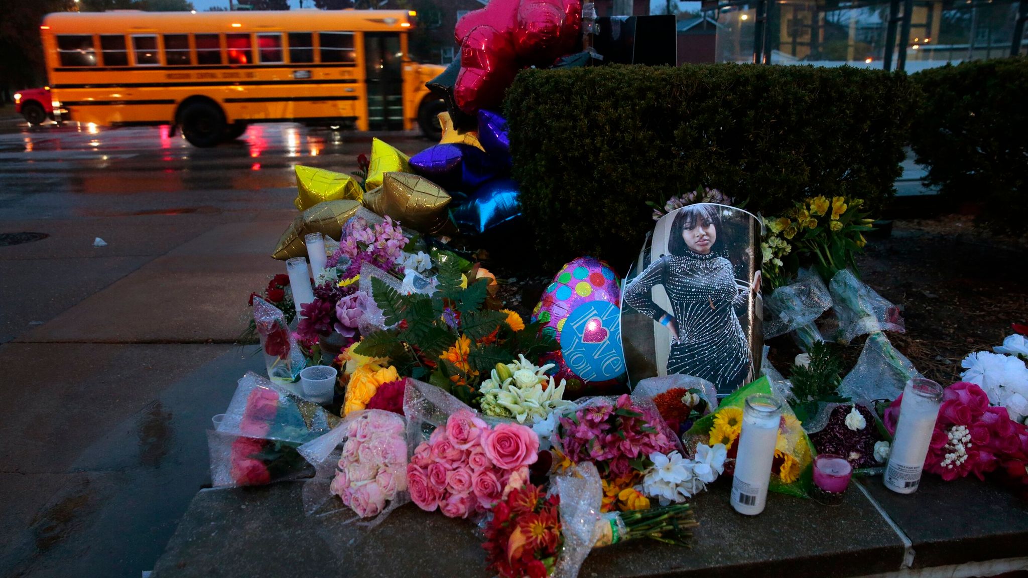 gunman-in-deadly-st-louis-high-school-shooting-had-600-rounds-of