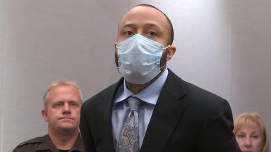 Nightly Update: Rittenhouse Trial, Oak Brook Mall Robbery, Mask Debate –  NBC Chicago