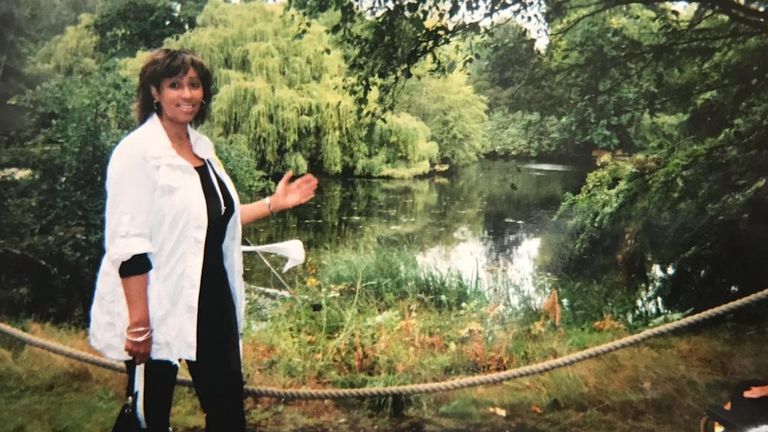 Juliet at Buckingham Palace after being invited by the Queen to visit a lake that was specially drained for the SSO to perform