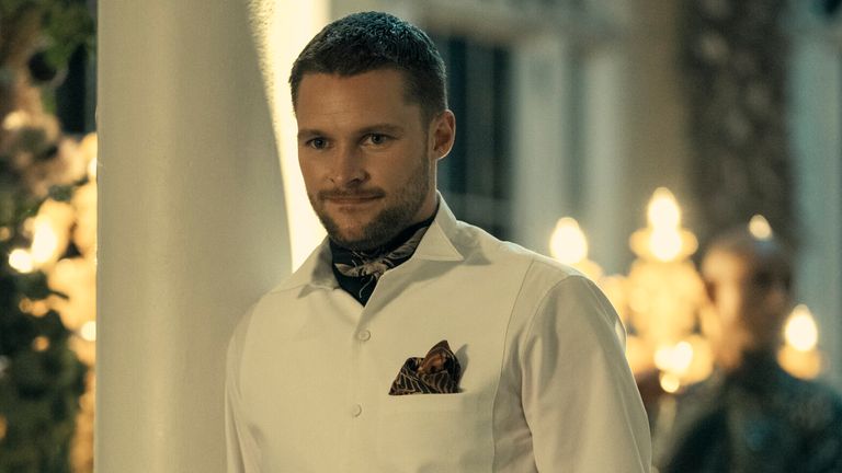 Jack Reynor plays Flynne&#39;s brother, Burton