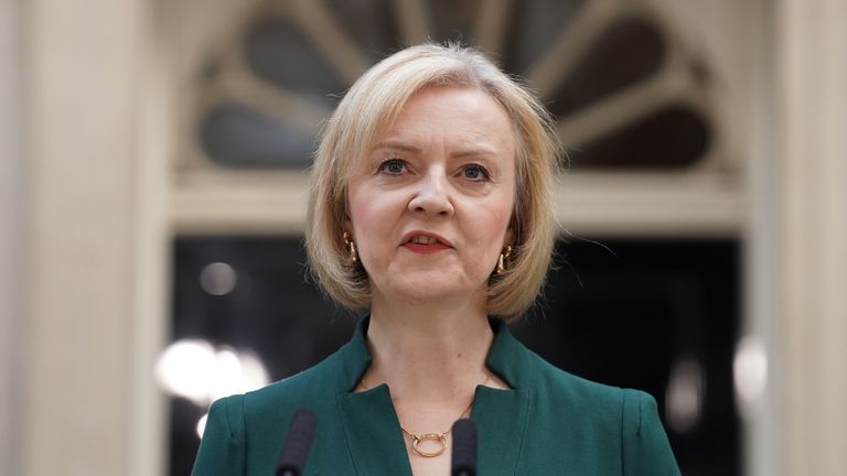 Outgoing Prime Minister Liz Truss making a speech outside 10 Downing Street, London before traveling to Buckingham Palace for an audience with King Charles III to formally resign as PM.  Picture date: Tuesday October 25, 2022.