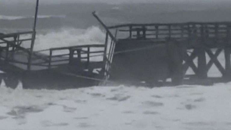Pier in South Carolina is destroyed as Hurricane Ian sweeps in