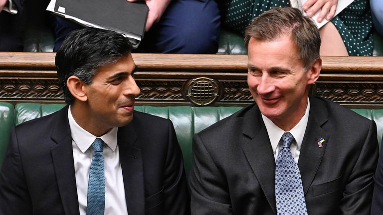  Prime Minister Rishi Sunak (left) and Chancellor of the Exchequer Jeremy Hunt during Prime Minister&#39;s Questions in the House of Commons 
