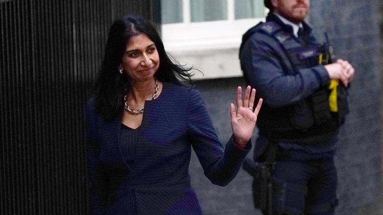 Suella Braverman arriving in Downing Street, London after Rishi Sunak has been appointed as Prime Minister. Picture date: Tuesday October 25, 2022.

