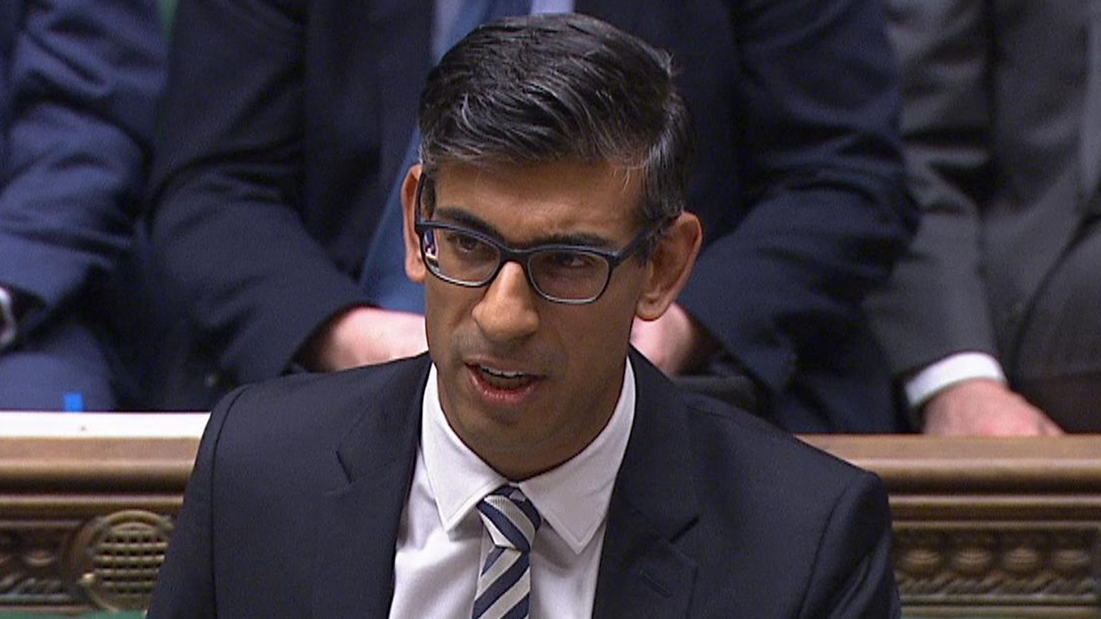Rishi Sunak mulls crackdown on foreign students to reduce immigration 