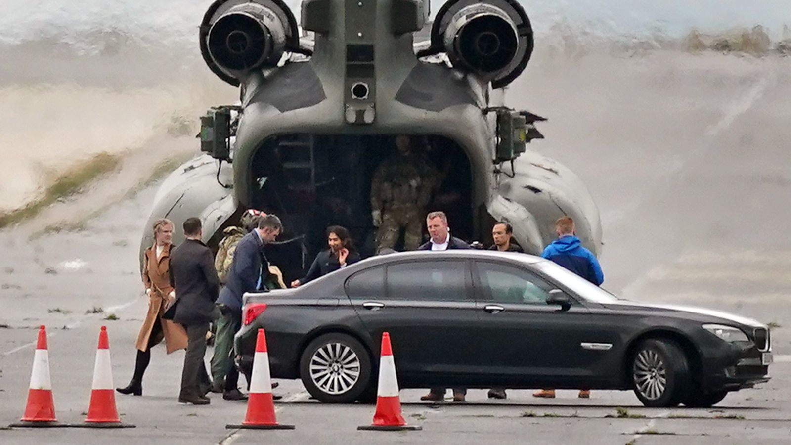 Suella Braverman avoids press questions after travelling to Manston in £3,500-an-hour military helicopter