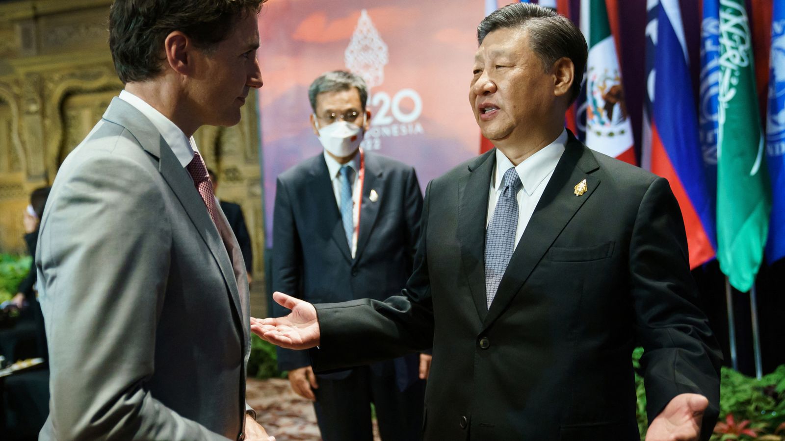 Chinese President Xi Jinping scolds Canada's Justin Trudeau for leaking meeting details to the press