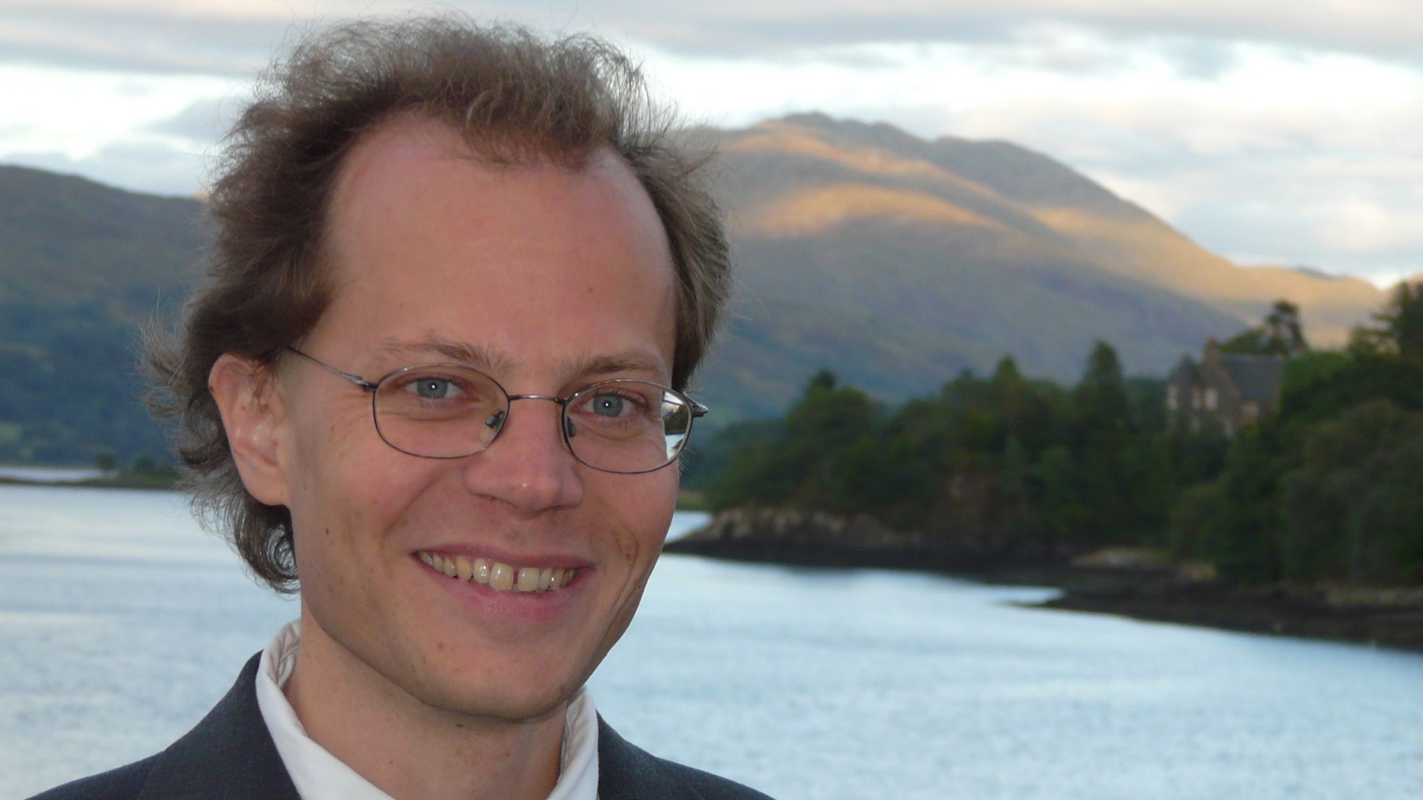 New type of seaweed found below Antarctica could help limit global