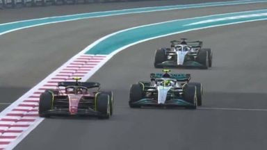 Has something happened to Hamilton's Mercedes? Sainz and Russell pounce!