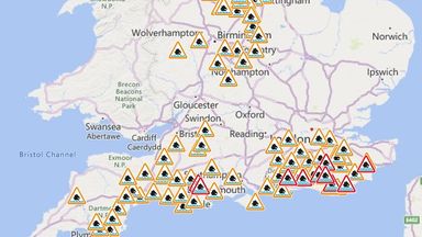UK weather: Heavy rain and flood warnings as UK set for 'atrocious ...