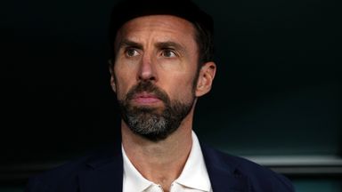 Neville: Southgate receives unfair criticism | 'He has outperformed everyone'