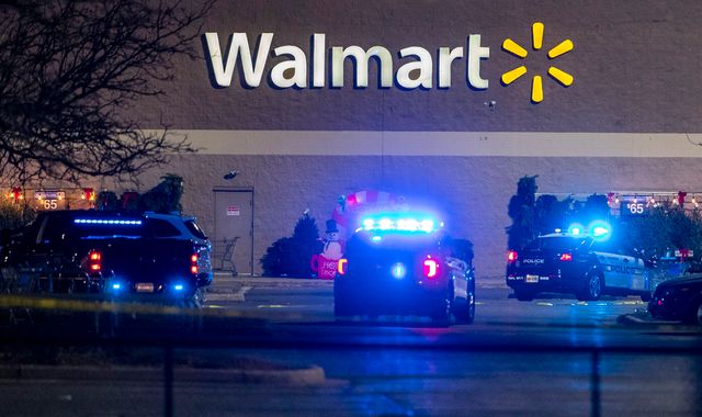 Multiple fatalities in shooting at Walmart store in Virginia - Vimarsana News