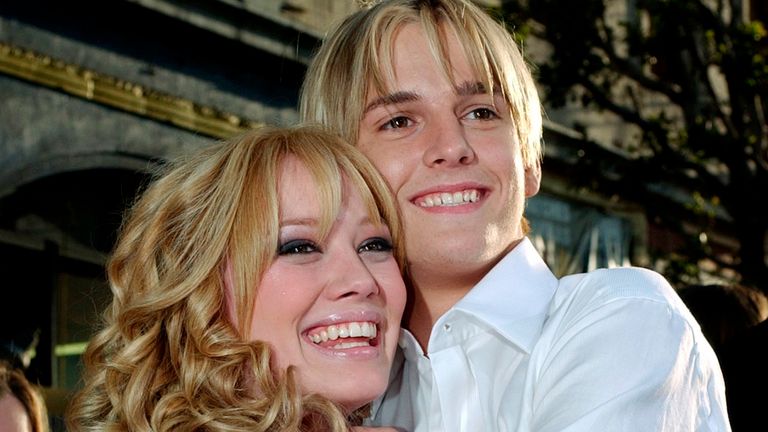 Hilary Duff and Aaron Carter pictured in 2003