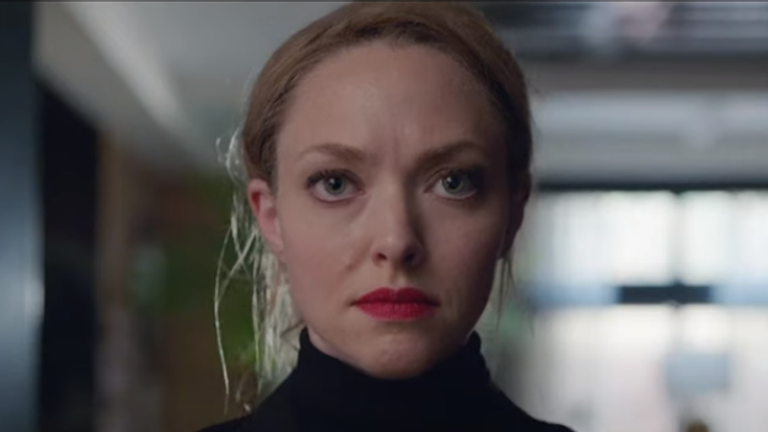 Amanda Seyfried as Holmes in The Dropout: Pic Disney+