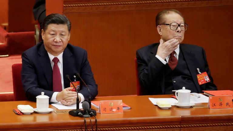 Xi Jinping, left, and Jiang Zemin, right, in 2017