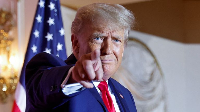 Former U.S. President Donald Trump announces he will run again for President of the United States in the 2024 U.S. presidential election during an event at his Mar-a-Lago estate in Palm Beach, Florida, U.S., November 15, 2022, He points to the crowd.REUTERS/Jonathan Ernst