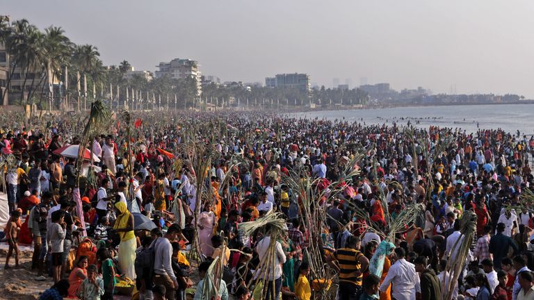 31 Ekim'de Hindistan'ın Mumbai kentinde dini tören