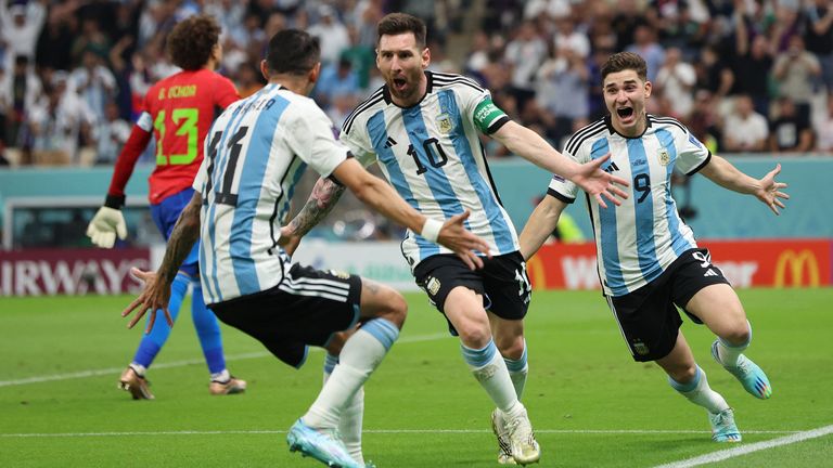 Lionel Messi celebrates scoring Argentina&#39;s first goal against Mexico