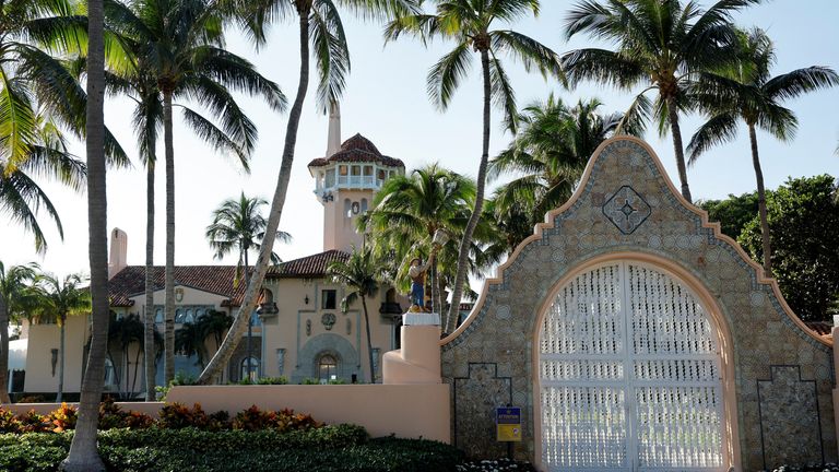 A general view of former U.S. President Donald Trump&#39;s Mar-a-Lago estate where he says he will make a "big announcement", possibly regarding his political future, Tuesday in Palm Beach, Florida, U.S. November 14, 2022. REUTERS/Jonathan Ernst