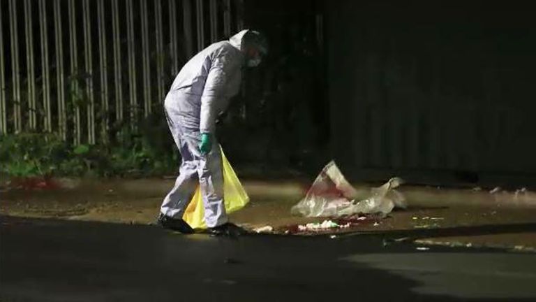 Murder scene in southeast London. The forensic tent in Titmuss Avenue, Thamesmead.
Credit Pic: UK News In Pictures