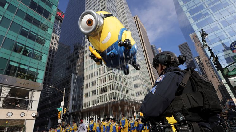 Stuart the Minion balloon flies during the 96th Macy&#39;s Thanksgiving Day Parade in Manhattan, New York City, U.S., November 24, 2022. REUTERS/Andrew Kelly