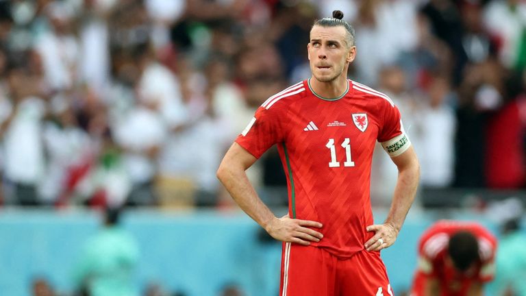 Soccer Football - FIFA World Cup Qatar 2022 - Group B - Wales v Iran - Ahmad Bin Ali Stadium, Al Rayyan, Qatar - November 25, 2022 Wales&#39; Gareth Bale looks dejected REUTERS/Carl Recine