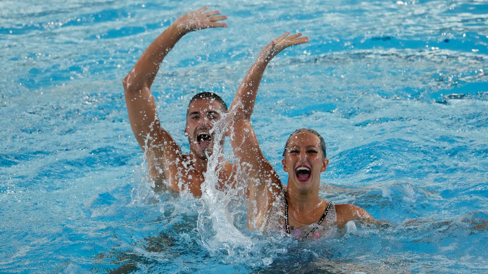 Художественное плавание впервые открыто для мужчин на Олимпийских играх в рамках программы «Эволюция к инклюзивности» |  Новости мира
