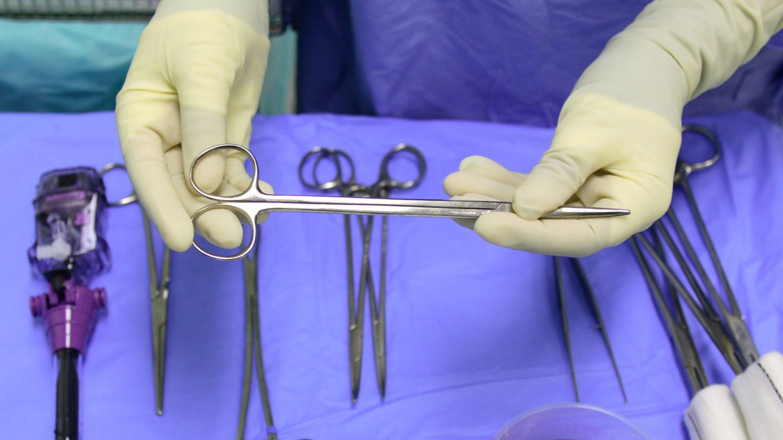 Investigation launched after six-inch metal forceps left in patient ...