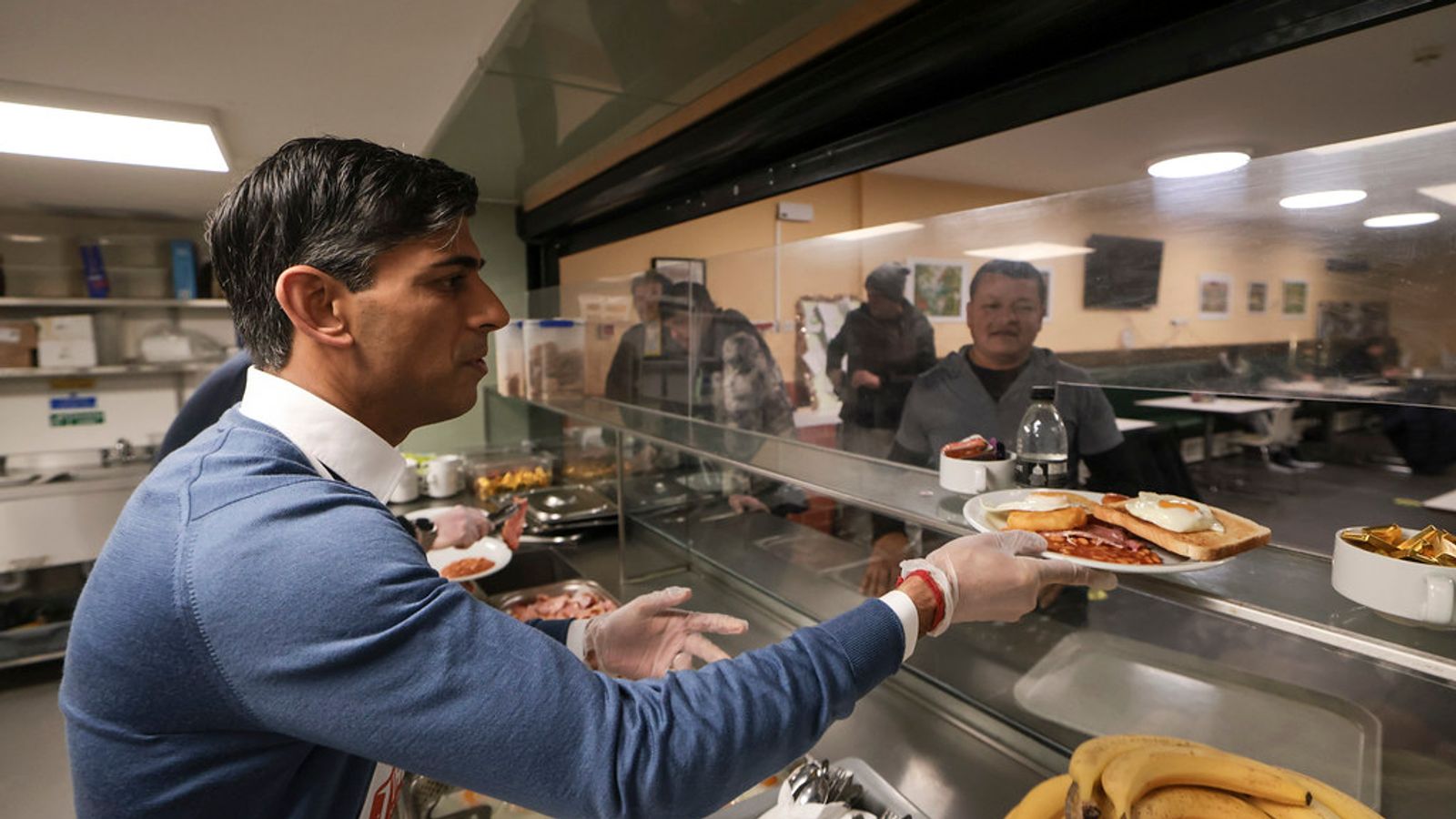 Rishi Sunak 'sad and disappointed' by strikes threatening Christmas getaways