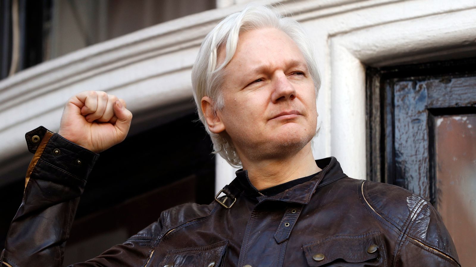 Julian Assange: Australian parliament calls for Wikileaks founder's release ahead of extradition appeal
