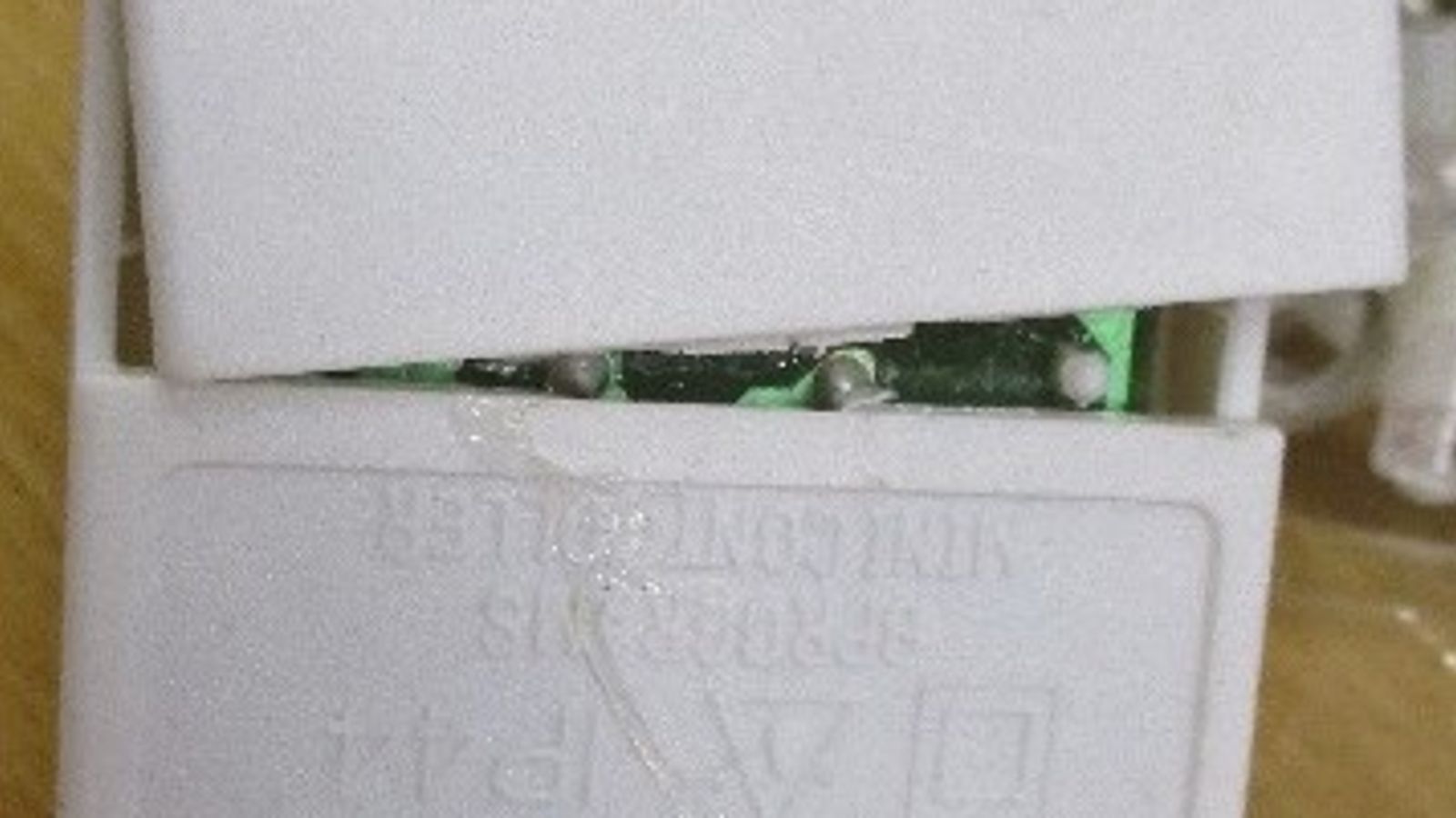 Illegal Christmas lights being sold online putting customers at risk of