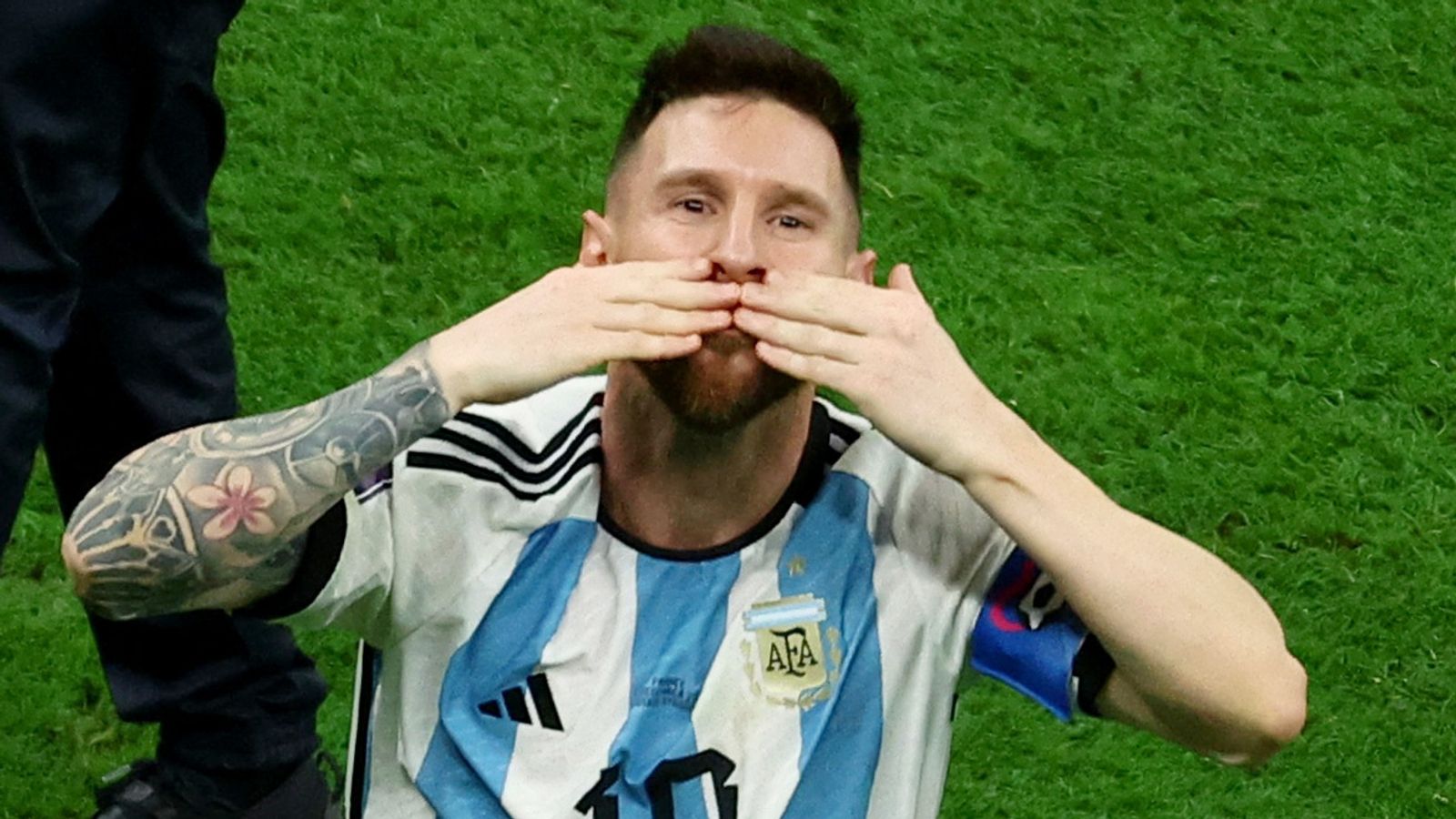 Qatar World Cup: Fairytale ending for Messi – Argentina beat France in penalty shootout