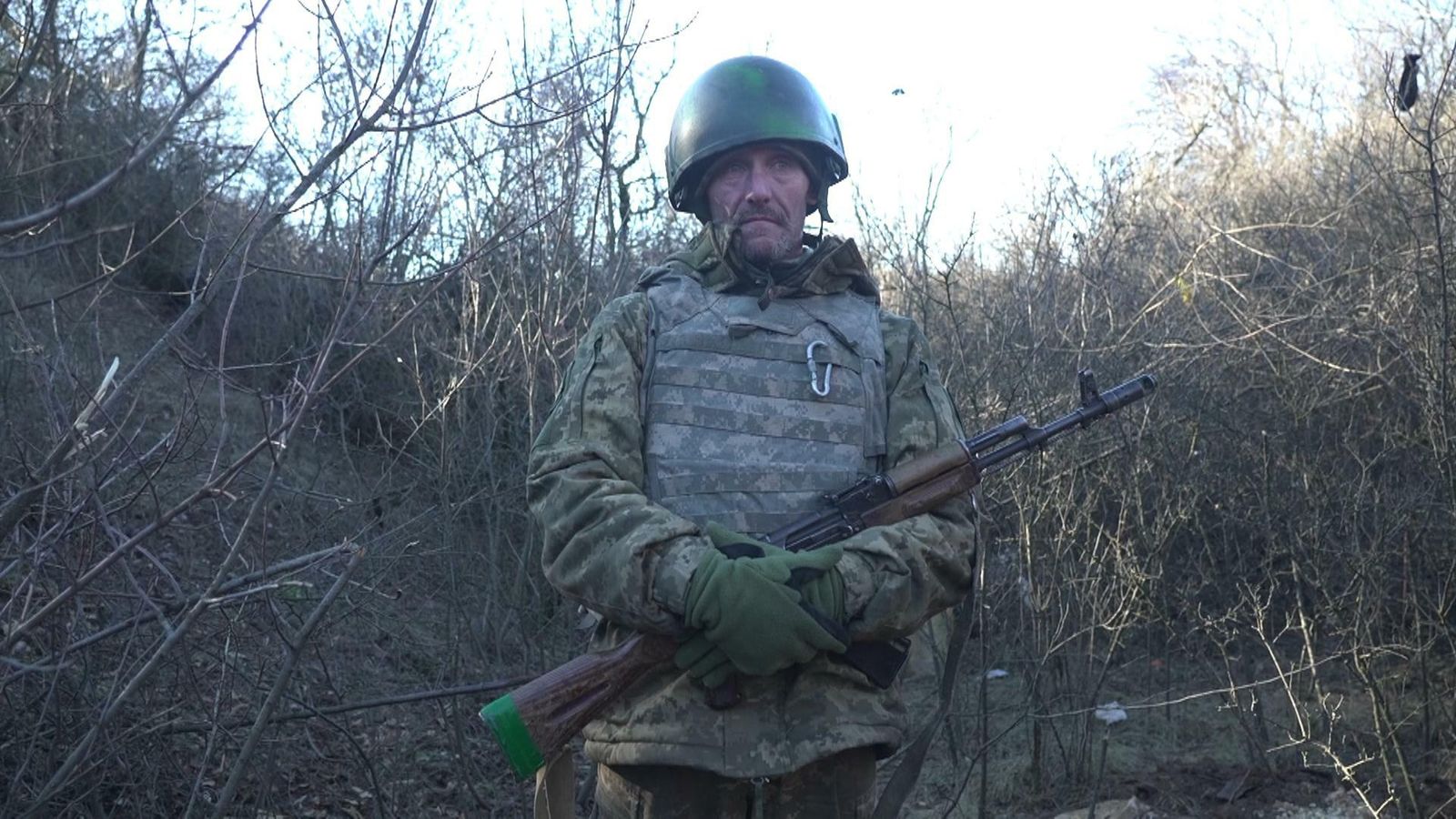 Ukraine's frontline a 'hellish meatgrinder' beginning to freeze over ...