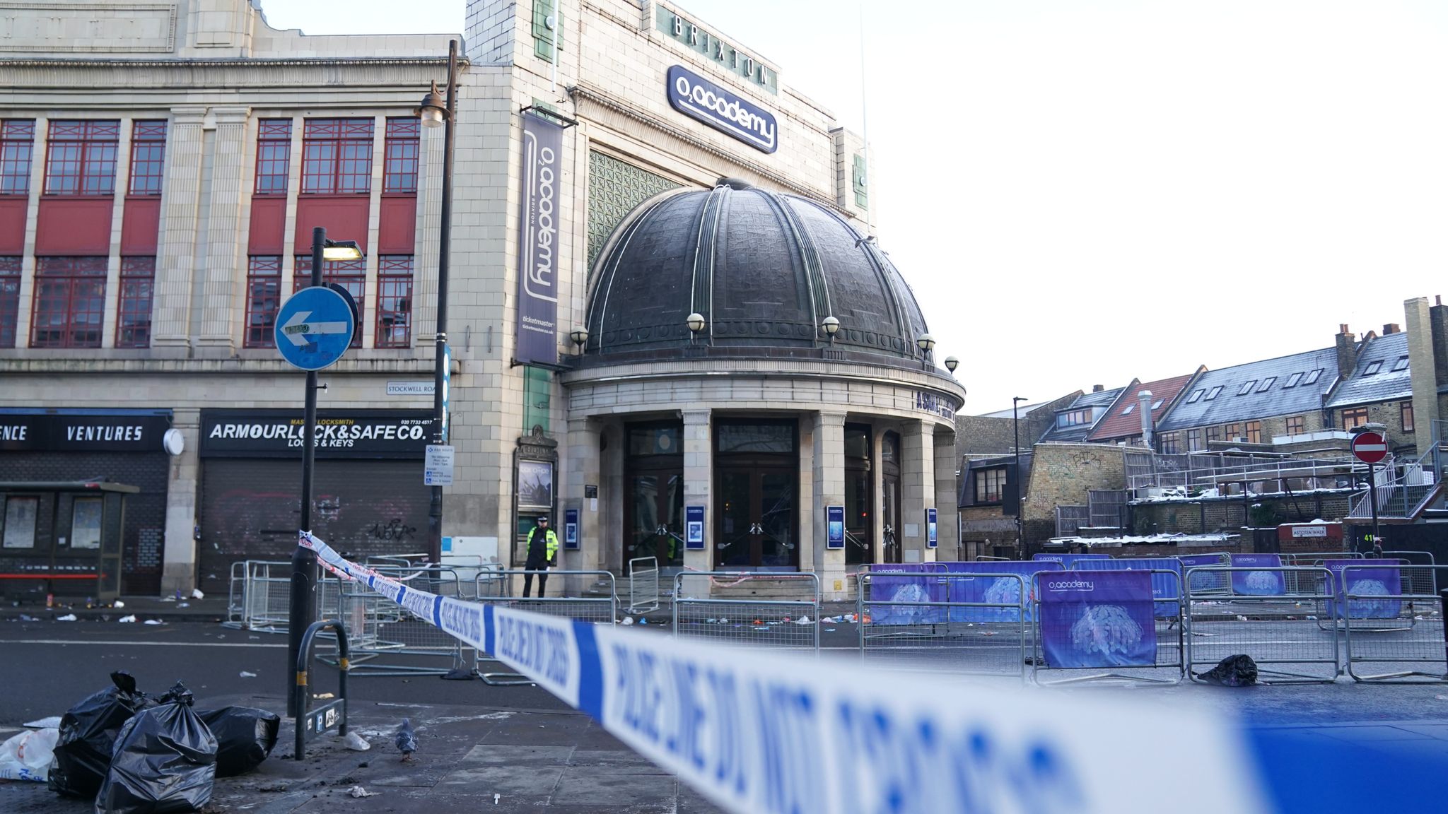 Brixton Academy More than 50 000 support saving iconic music