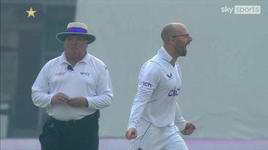 'That is a beauty!' - Leach's perfect delivery sees Rizwan gone