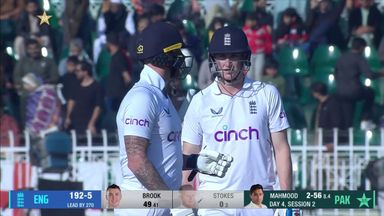 Stokes gives Pakistan an easy wicket!