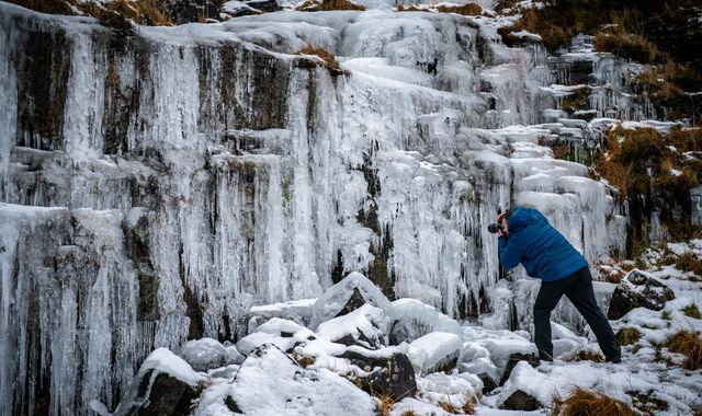 UK weather: 'Danger to life' warning as forecasters predict rare freezing rain and snow - Vimarsana News
