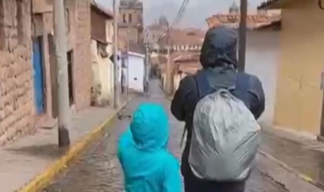 Tourist family describe running down streets in Peru to stay safe amid anti-government protests - Vimarsana News