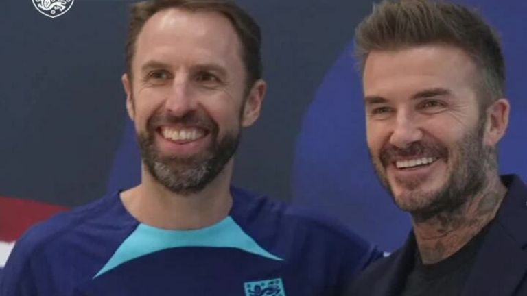 The former England captain was presented with a &#39;legacy&#39; shirt by manager Gareth Southgate and met the squad.
