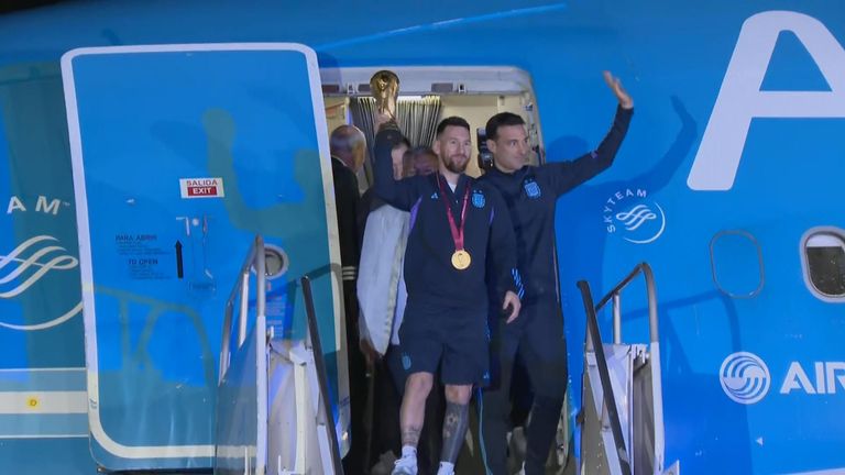 Argentina team arrive in Buenos Aires with World Cup