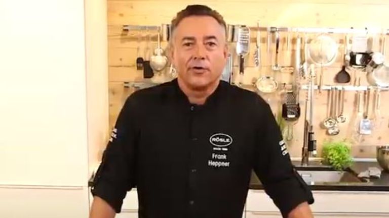 Le célèbre chef allemand Frank Heppner.  Image : YouTube