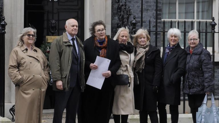 Campaigners from Gambling With Lives delivered the letter 