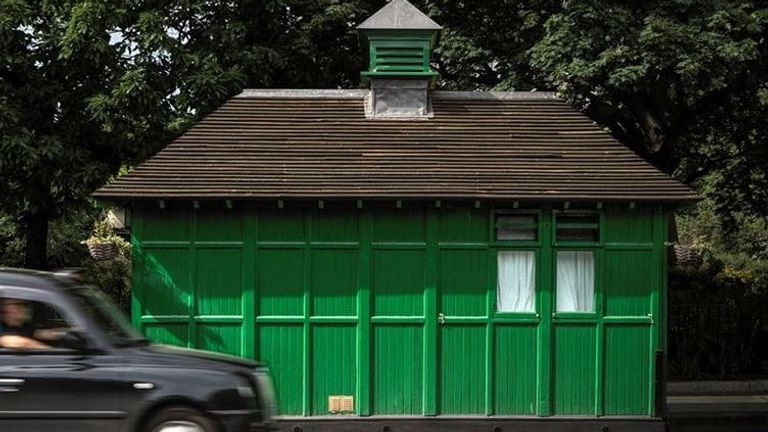 Pont Street cabmen&#39;s shelter in London. Pic: Historic England 