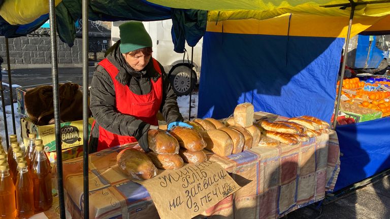 キエフの地元の食品市場 