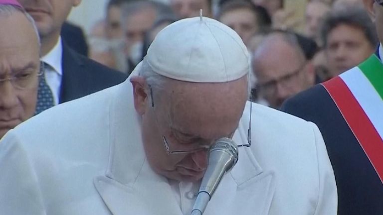 Pope Francis weeps for the people of Ukraine