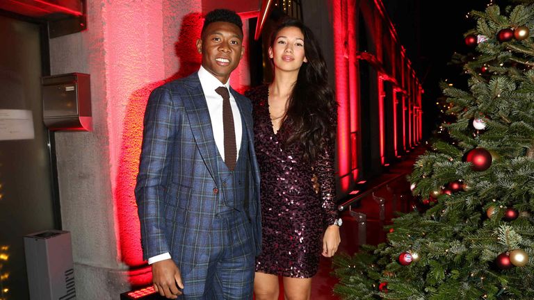 David Alaba et Shalimar Heppner à la fête de Noël du FC Bayern Munich en 2018