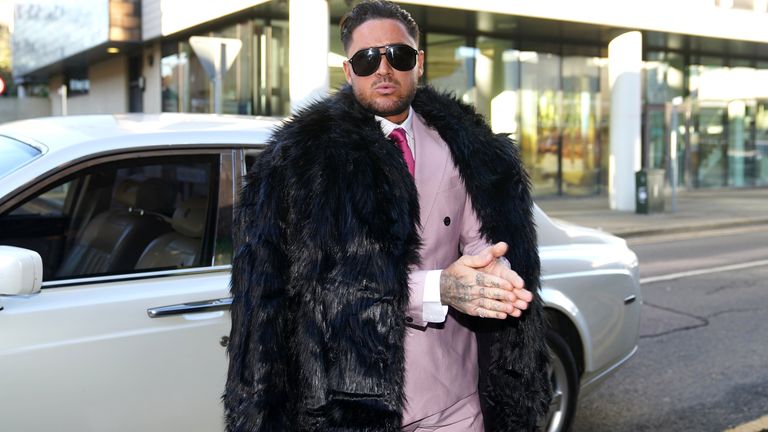 Stephen Bear arrives at Chelmsford Crown Court, Essex, where he is charged with voyeurism and two counts of disclosing private sexual photographs or films. The 32-year-old, who appeared in Ex On The Beach, is accused of secretly recording himself having sex with a woman and posting the footage online. Picture date: Tuesday December 6, 2022.