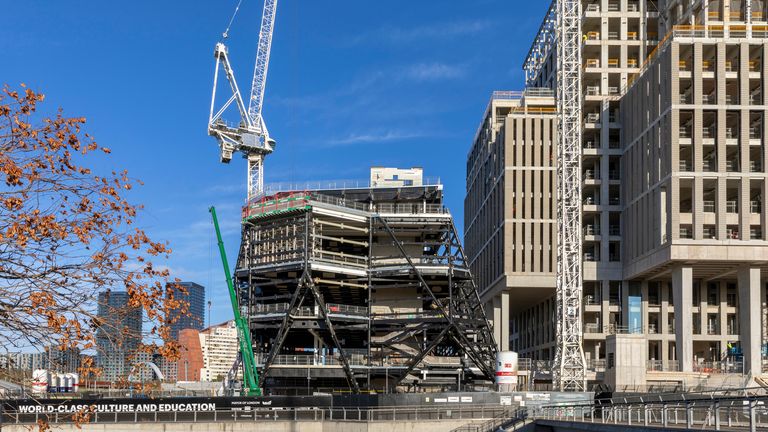 V&A East Museum tops out in Queen Elizabeth Olympic Park, Dec 2021. View from Tessa Jowell Boulevard. Pic: Victoria and Albert Museum
